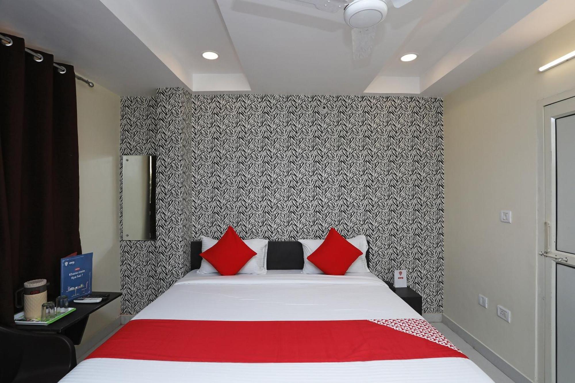 Hotel O Richa Grand Lucknow