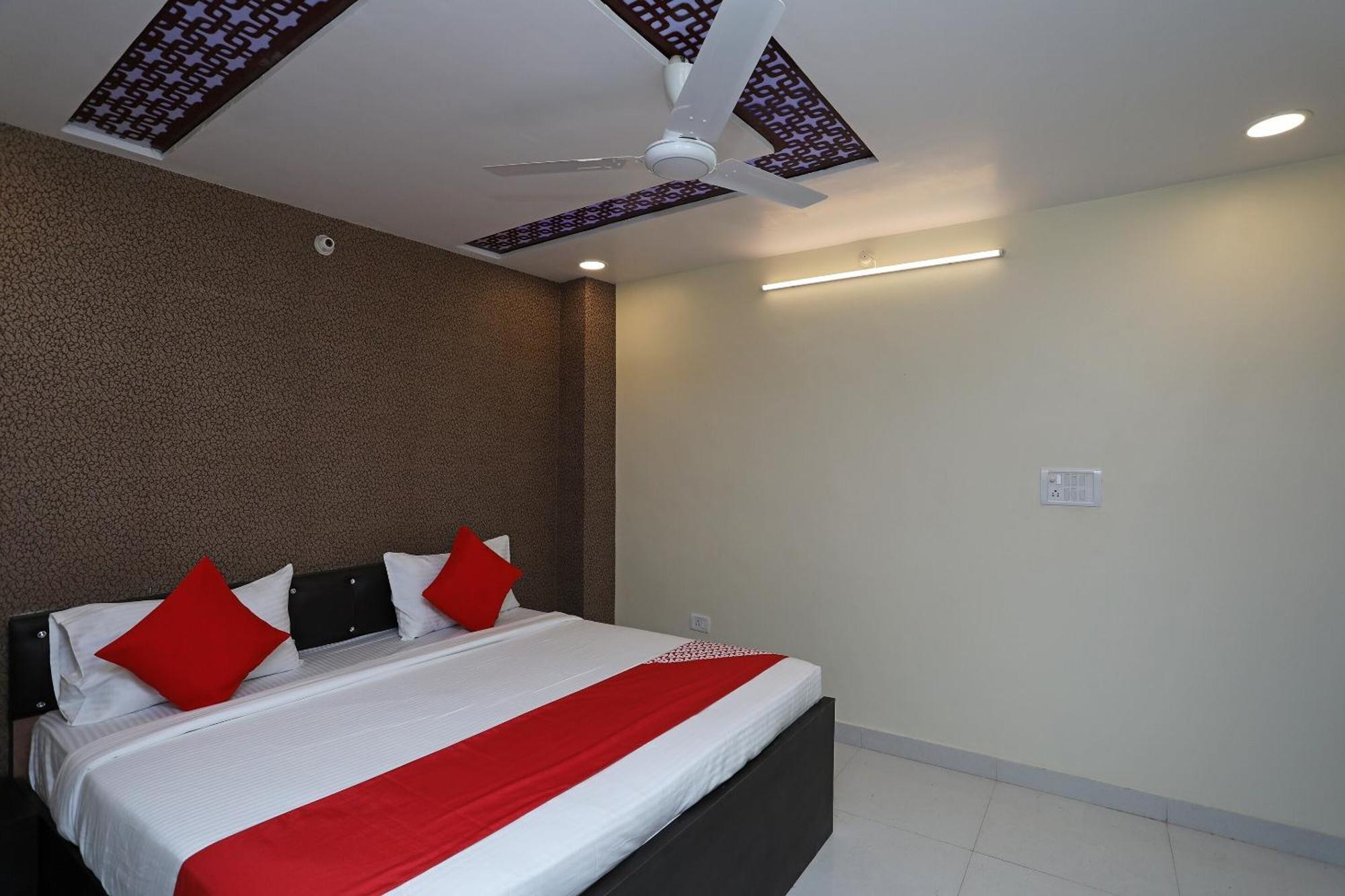Hotel O Richa Grand Lucknow