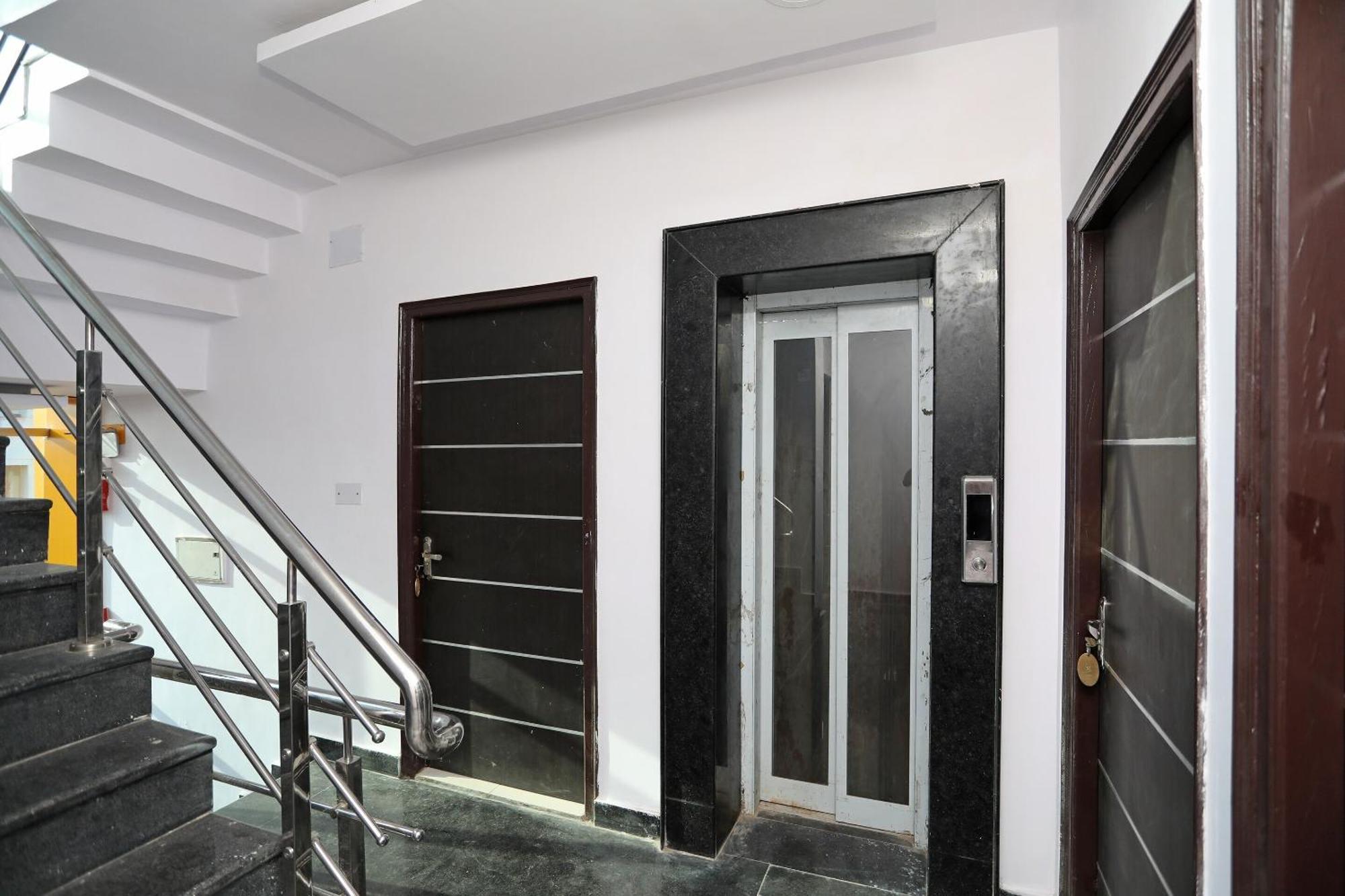 Hotel O Richa Grand 3*