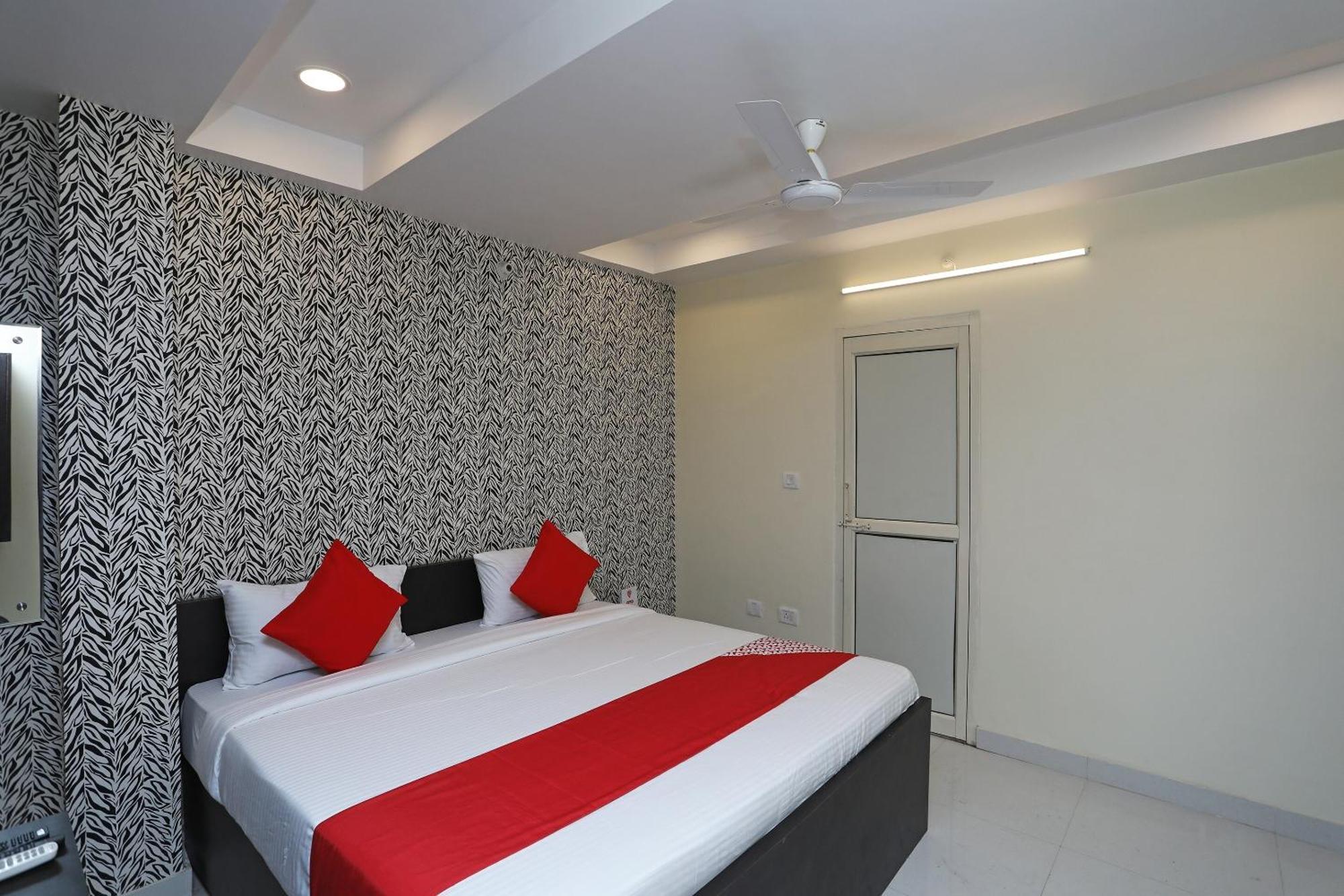 O Richa Grand Lucknow